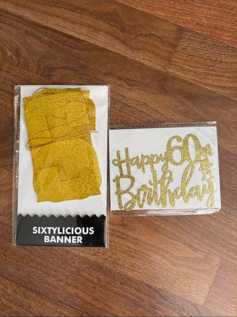 - Gold 'Happy 60th Birthday' Party Decoration